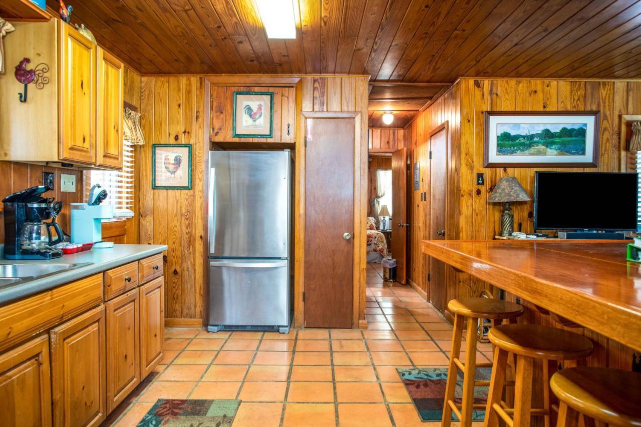 River Ridge Bandera Cabin Eksteriør billede