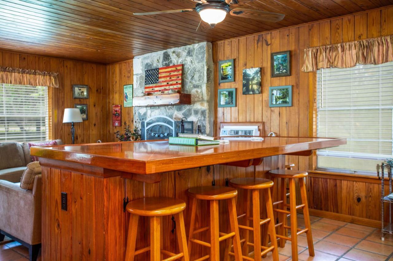 River Ridge Bandera Cabin Eksteriør billede